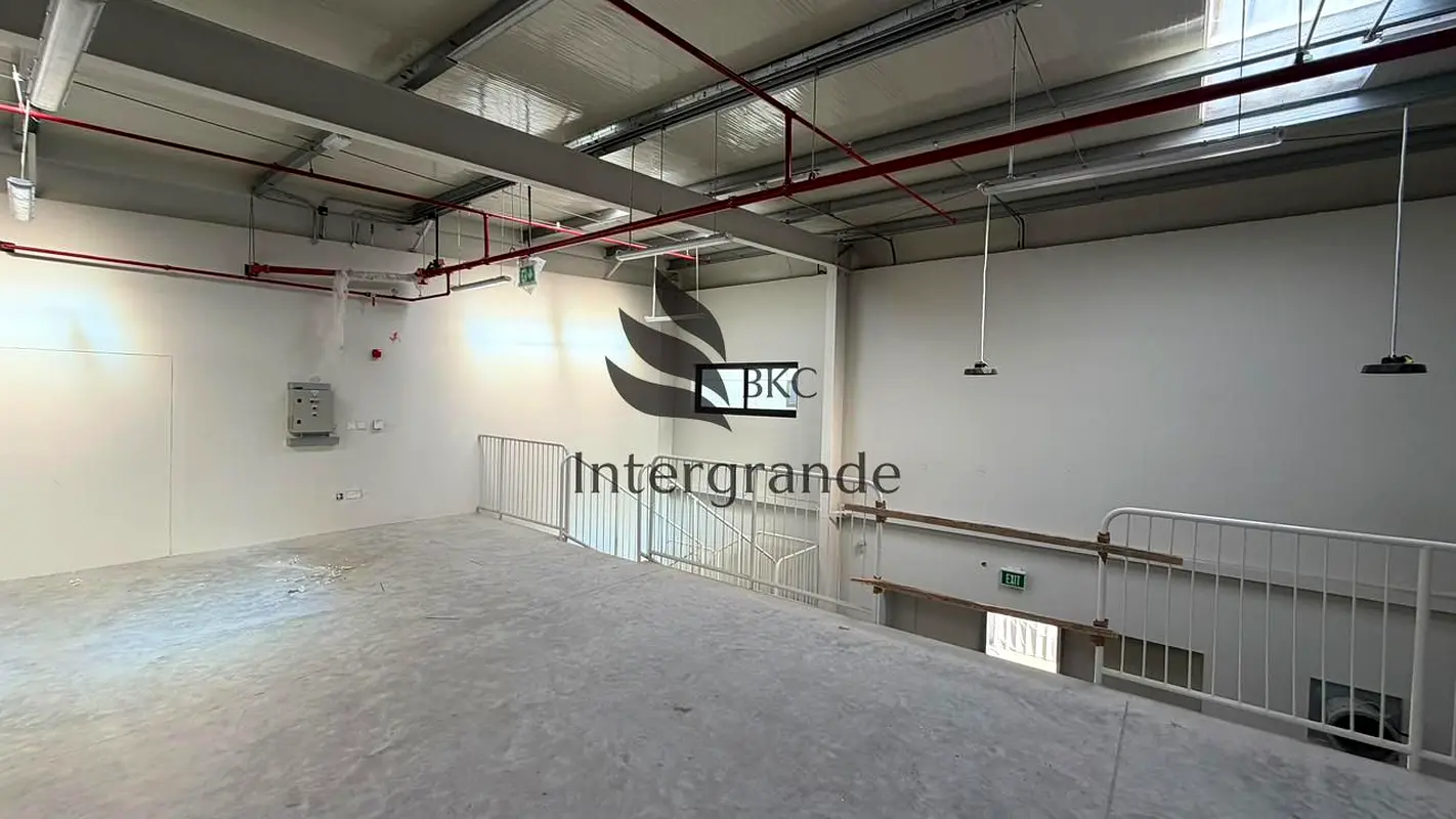 مستودع  للإيجار