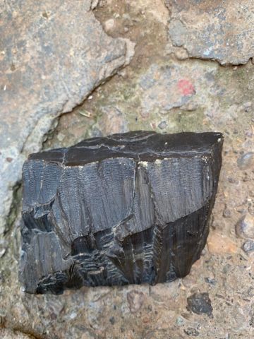 أحجار كريمة