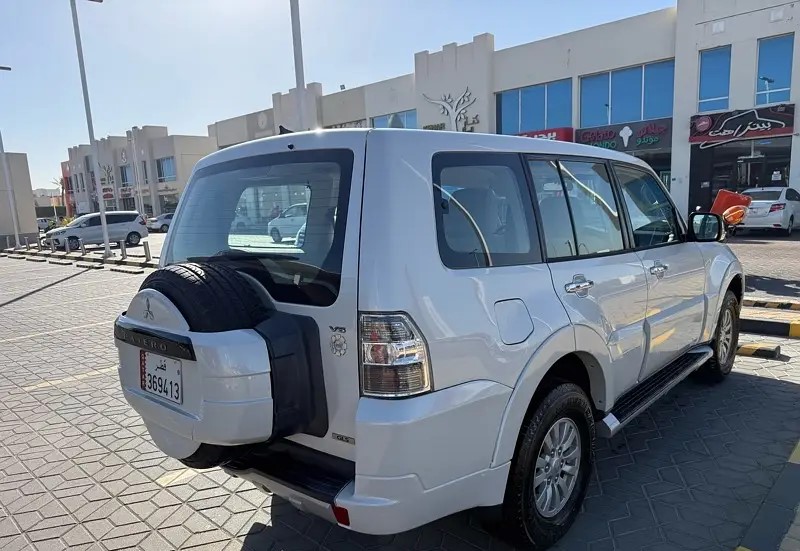 Mitsubishi Pajero 2012