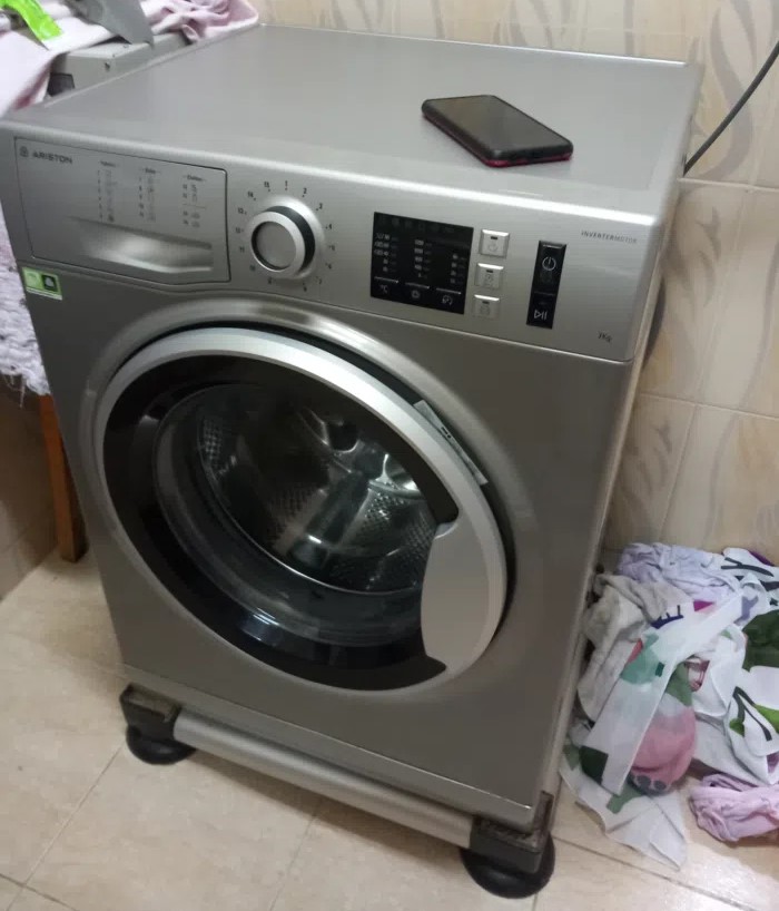 غساله اريستون ⁦⁦7⁩⁩ كيلوا