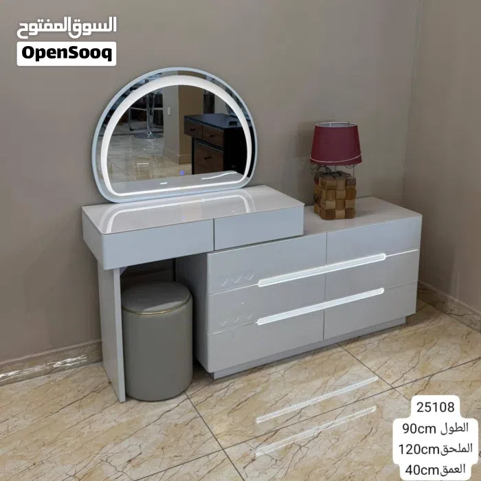 ميز تواليت لد تصميم عصري