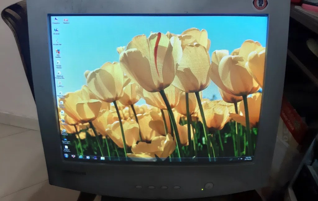 شاشة كمبيوتر ⁦⁦17⁩⁩ بوصة