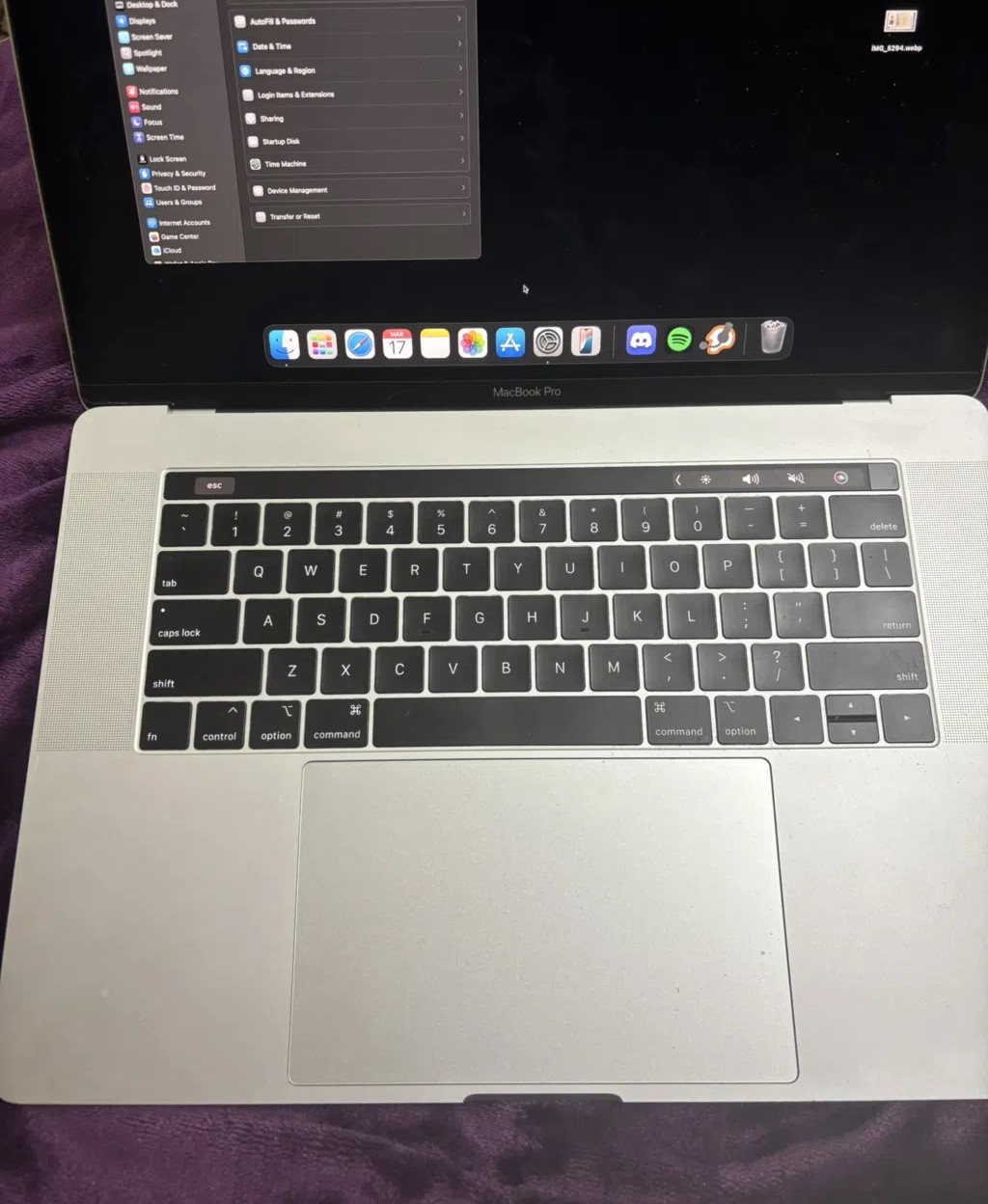 MacBook Pro 2018 i7