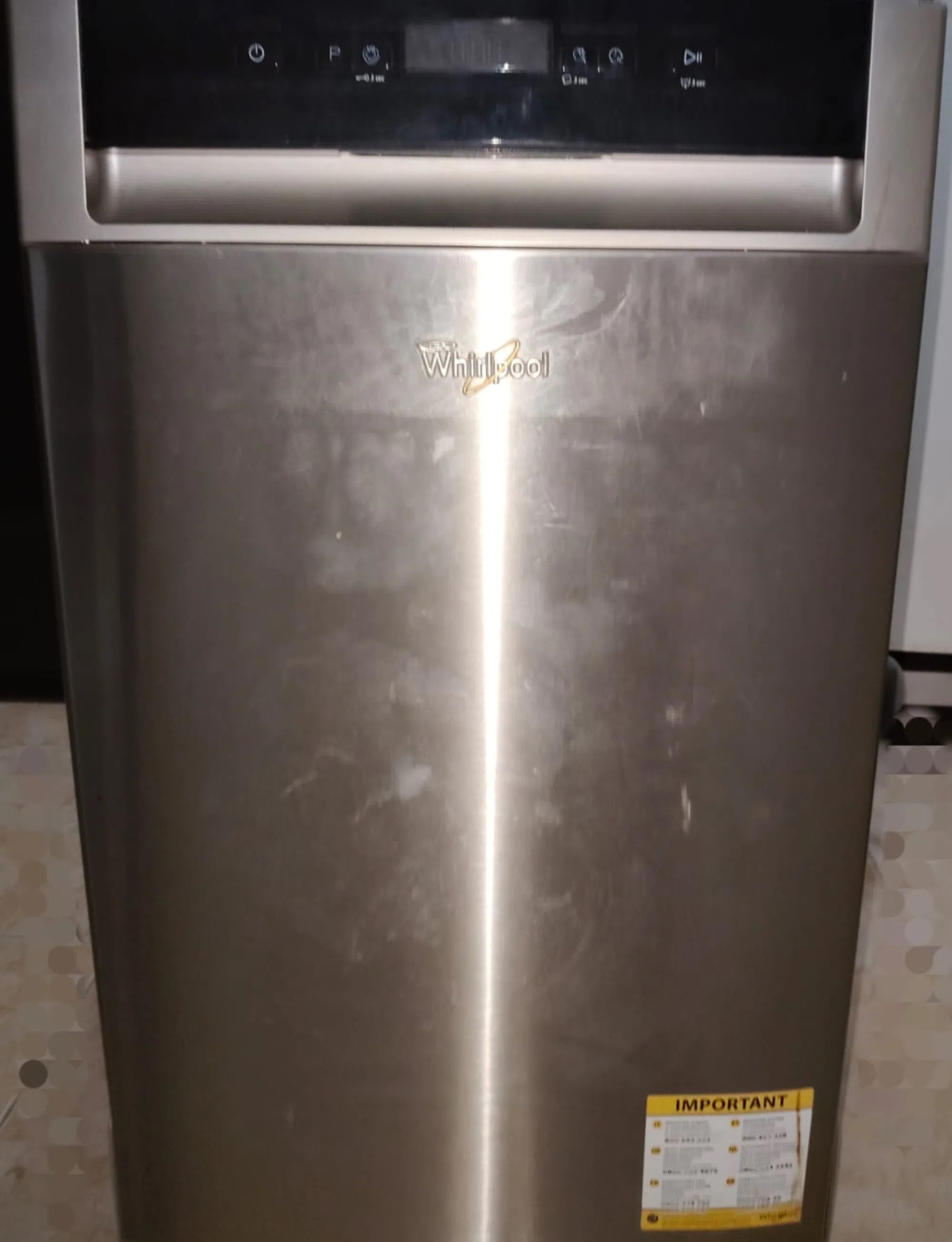 غسالة اطباق ويرلبول ⁦⁦6⁩⁩ برامج