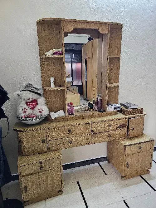 غرفة نوم مستعملة