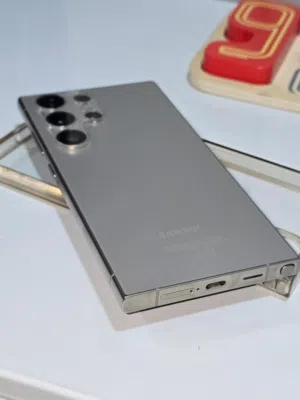 سامسونك ⁦⁦S24⁩⁩ الترا. ذاكرة ⁦⁦512⁩⁩