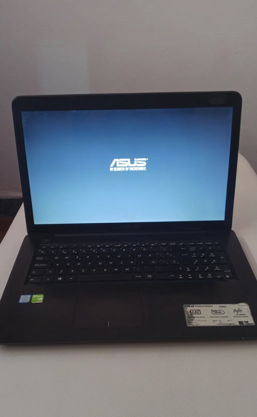 ASUS Laptop i7