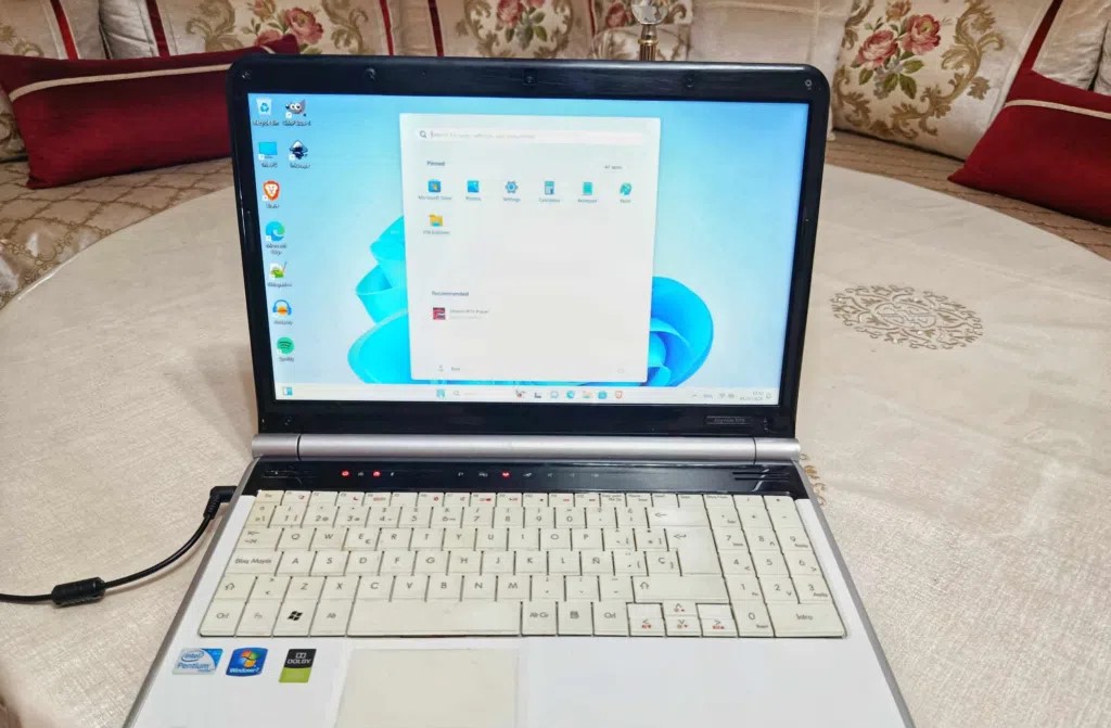 لاب توب باكارد بيل