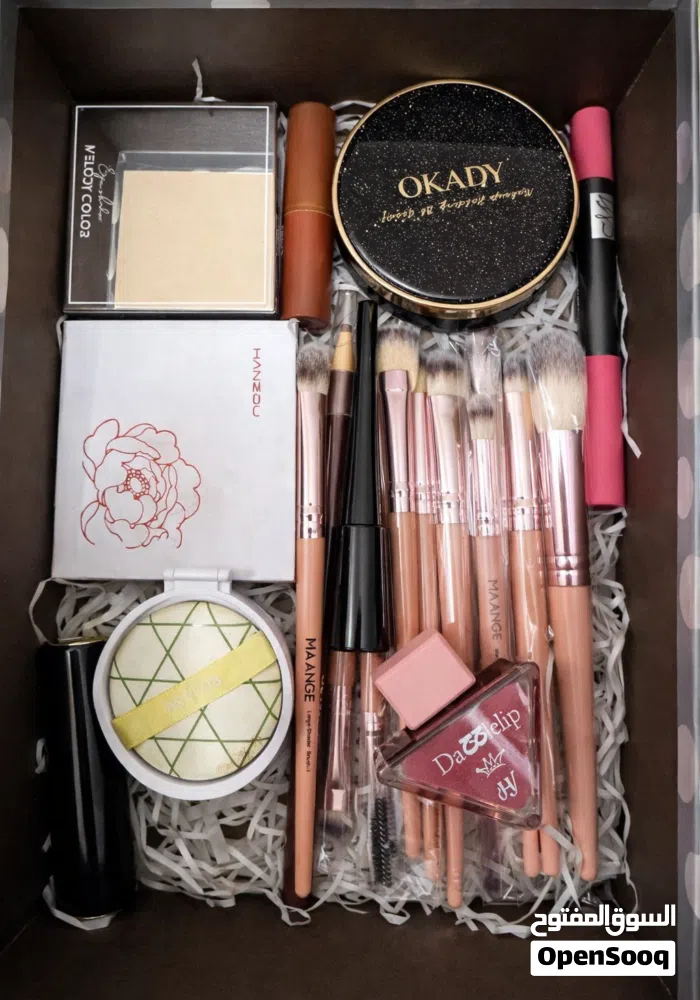 مجموعة مكياج متكاملة