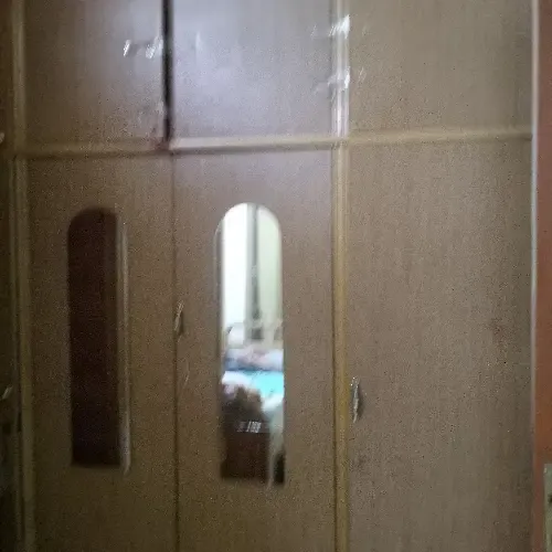 خزانة كبيرة