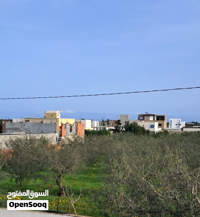 أرض للبيع –