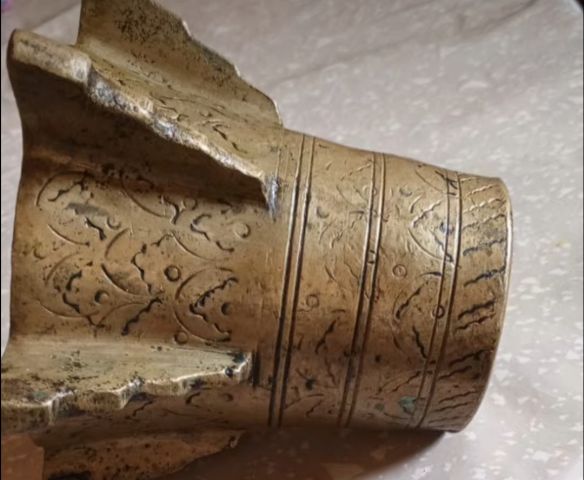 مهراز نحاسي أثري قديم