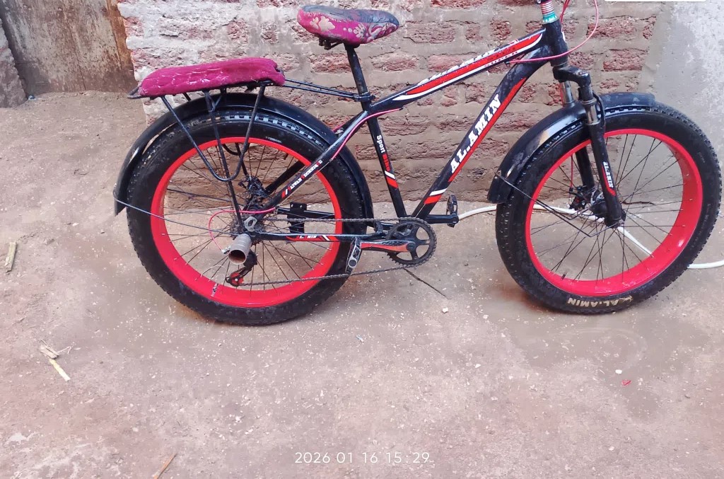 عجلة كوتش عريض