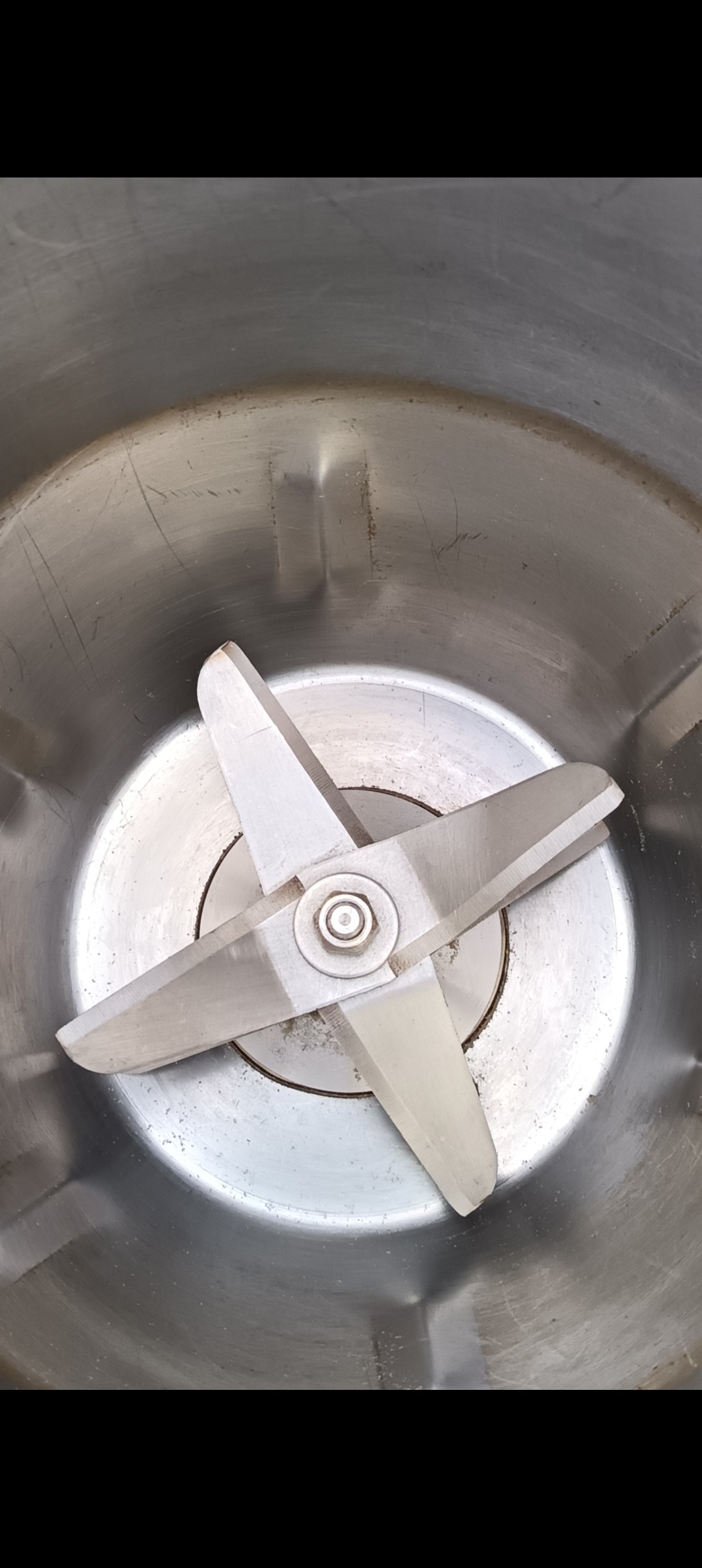 خلاط طحانة قوية