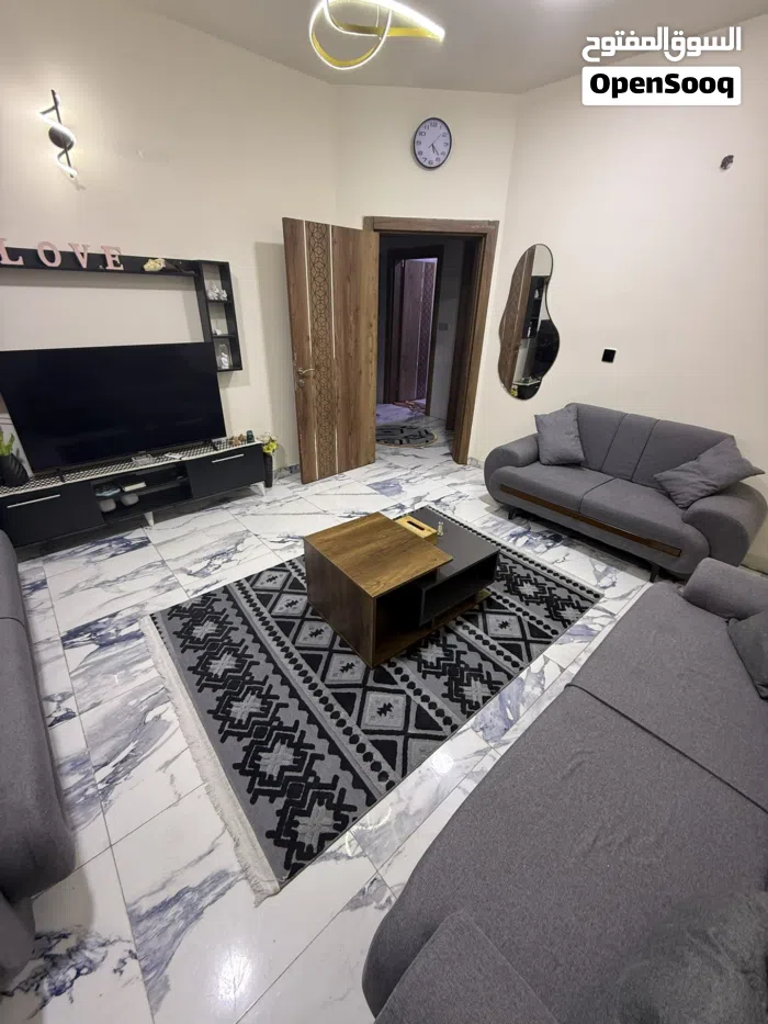 شقه لل ايجار طابق ارضي