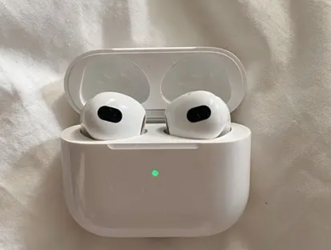 Apple AirPods