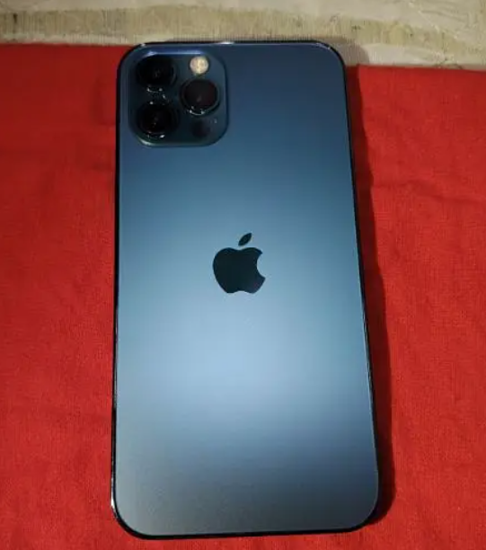 I phone 12 Pro