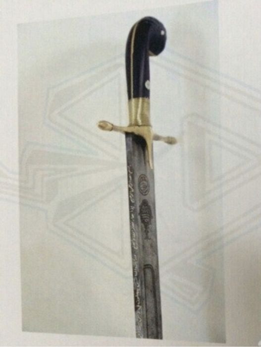 سيف اثري من صناعه