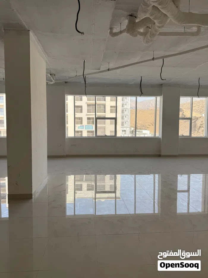 Elegant offices for rent in Bousher Al Maha Street 4.5 2 تقييم
