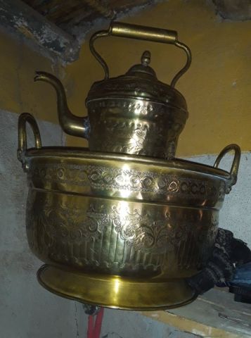 مغلة نحاسية قديمة