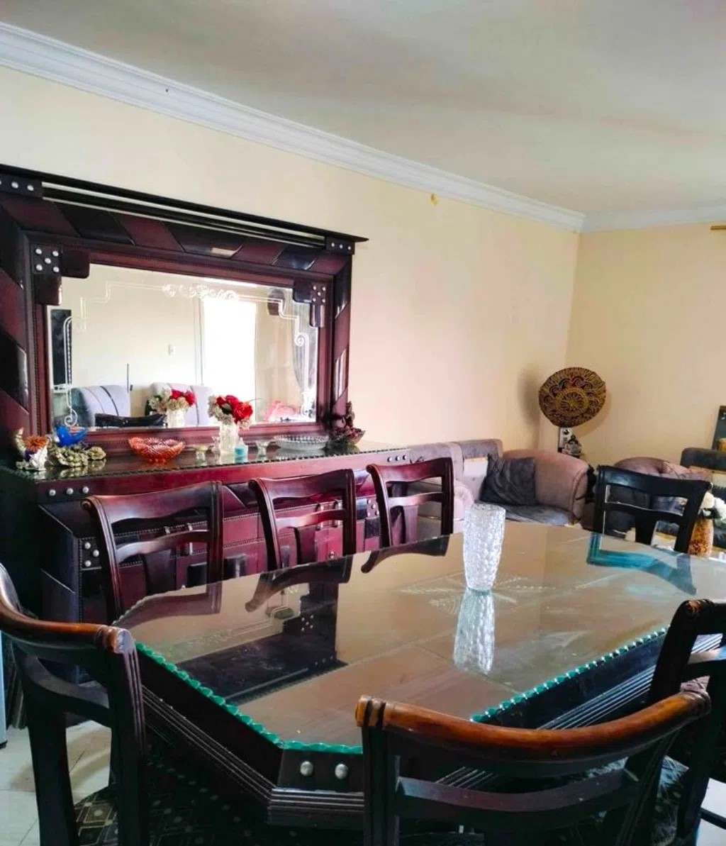 ترابيزة سفره كامله بالبوفيه