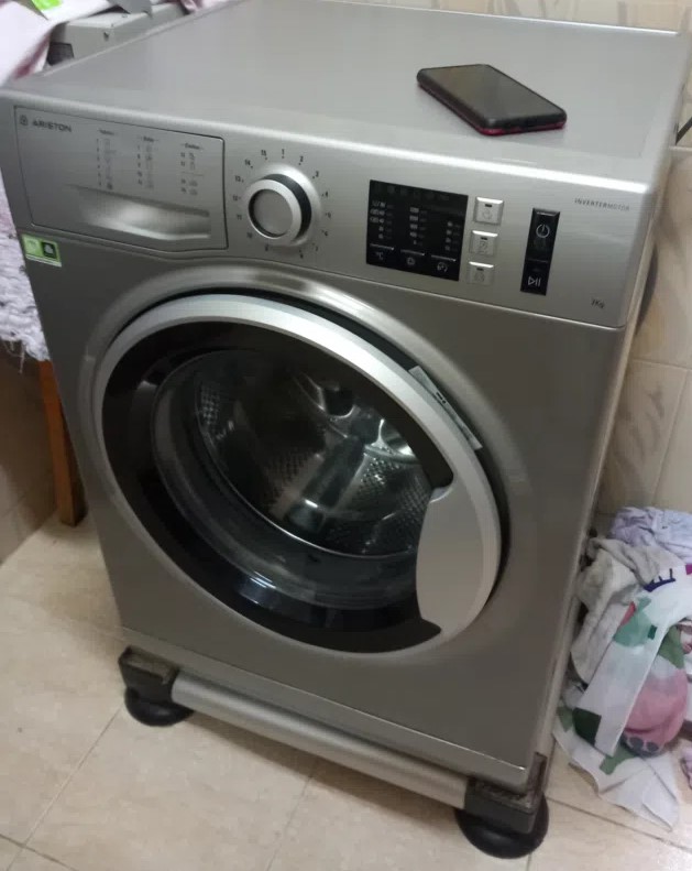 غساله اريستون ⁦⁦7⁩⁩ كيلوا