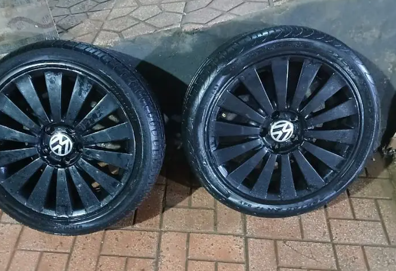 جنط 17 اصلى باسات