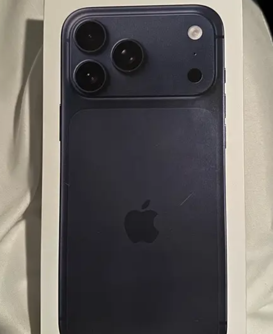 ايفون 17 برو ماكس