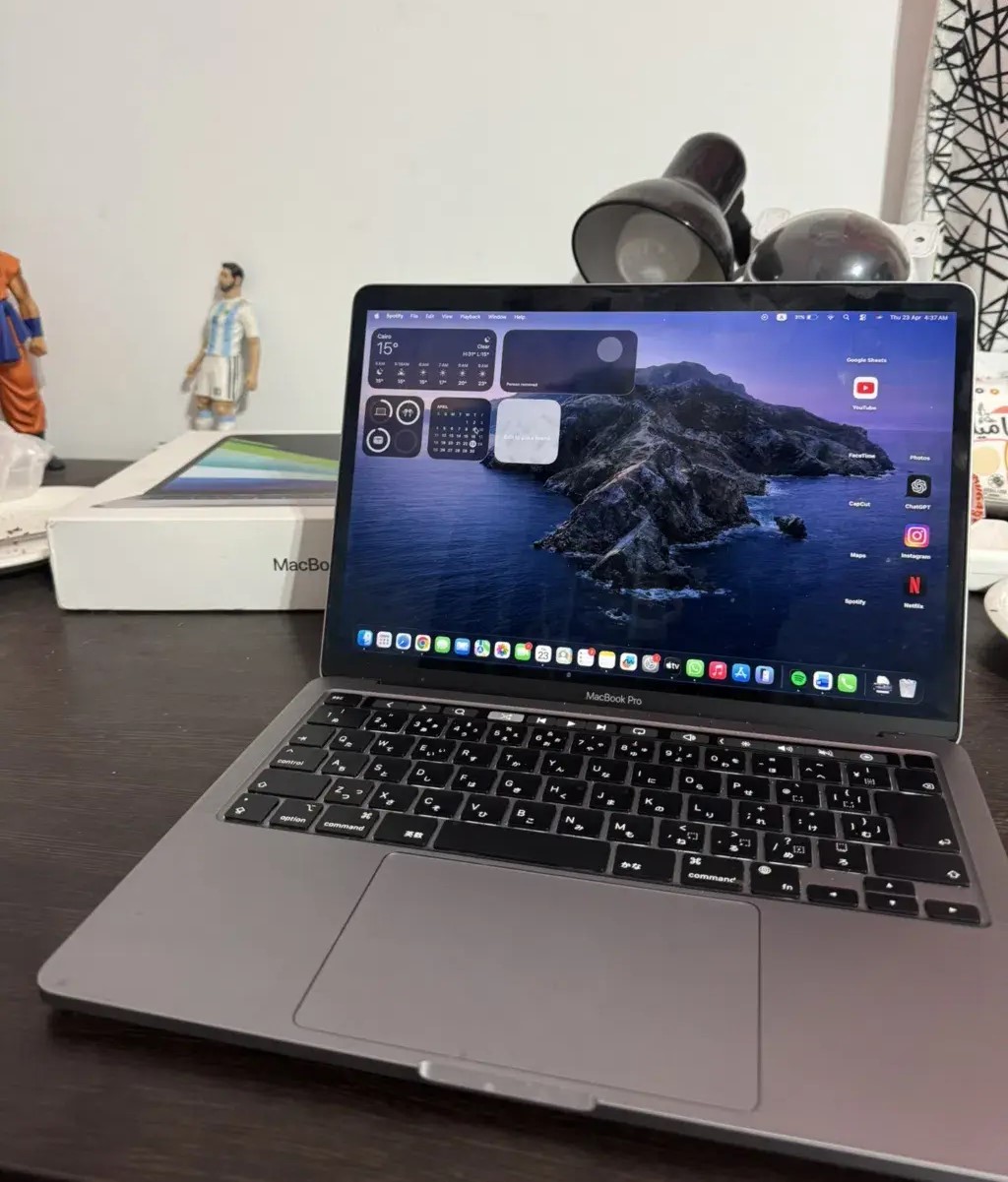Apple Macbook pro M2
