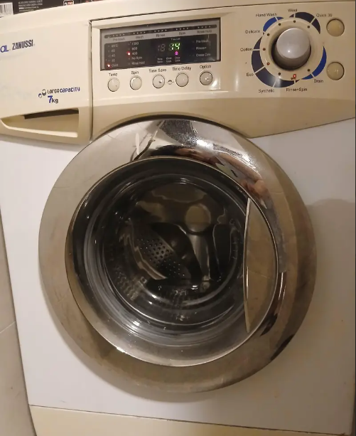 غسالة زانوسي