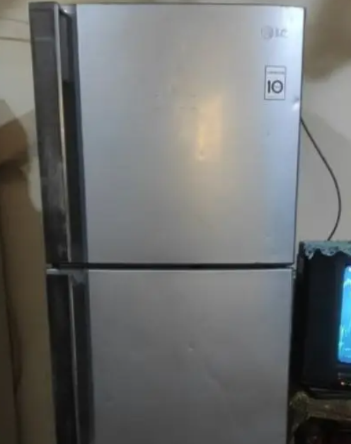 تلاجه إل جي