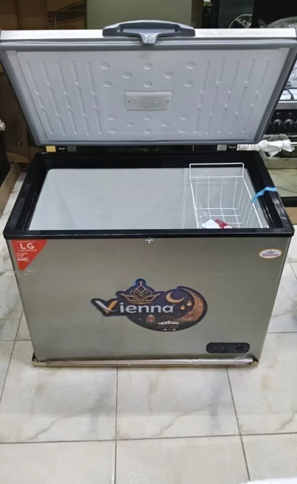 ديب فريزر ⁦⁦Vienna⁩⁩ ⁦⁦350⁩⁩ لتر