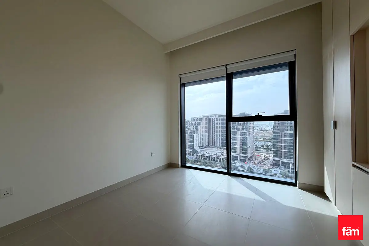 High Floor | Full Park View
