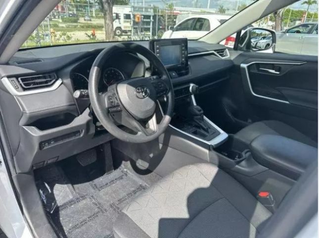 Toyota rav4 2022 xle