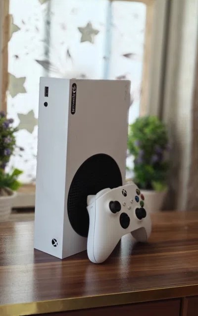 ⁦⁦XBOX⁩⁩ ⁦⁦SERIES⁩⁩ ⁦⁦S⁩⁩مستعمل