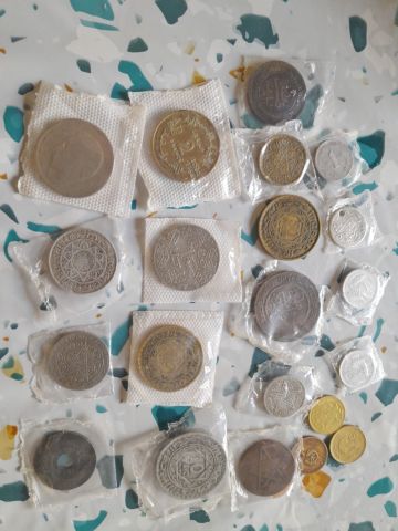 عملات مغربيه واجنبيه للبيع فى طنجه