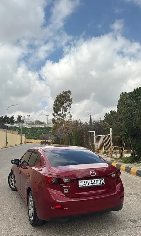 مازدا 3 2017 للبيع في عمان