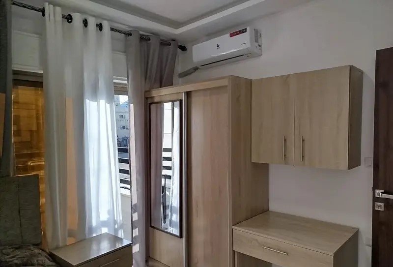شقة (ستوديو) مفروش للإيجارمقابل الجامعة الاردنية عمان