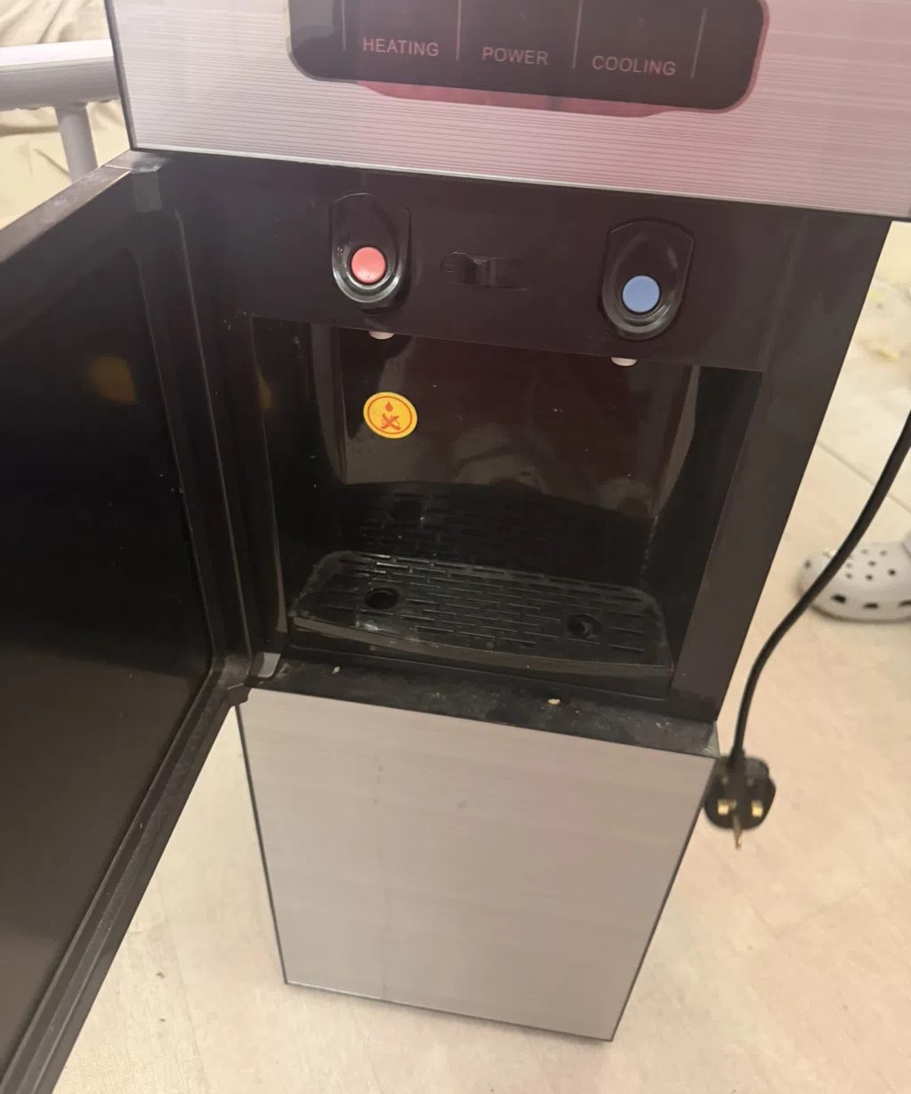 Ikon Water Dispenser for sale in doha