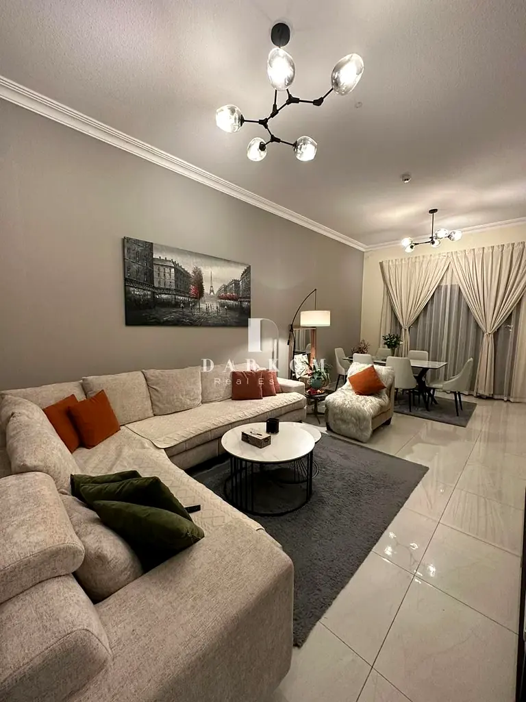 Spacious 1 Bedroom + Kid’s Room | Vacant