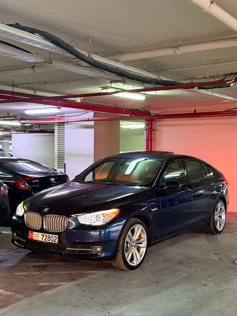BMW 5-Series 550i Gran Turismo 2011 للبيع
