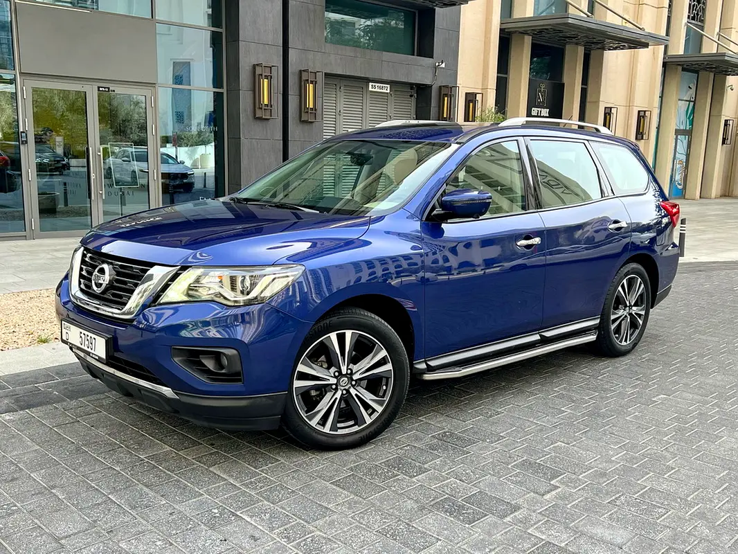 Nissan Pathfinder SL 2019 للبيع