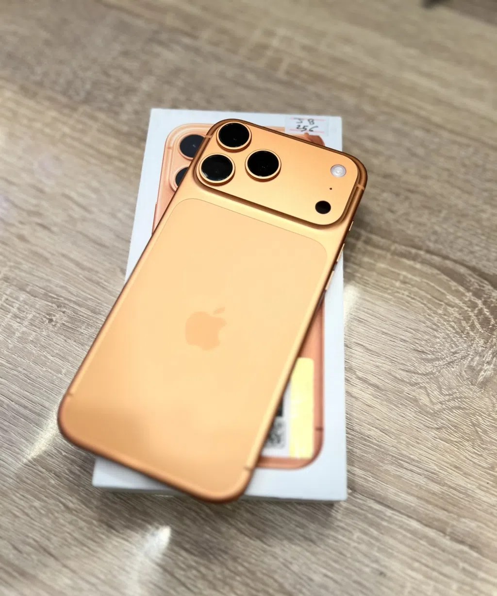 iPhone 17 pro max eSIM للبيع