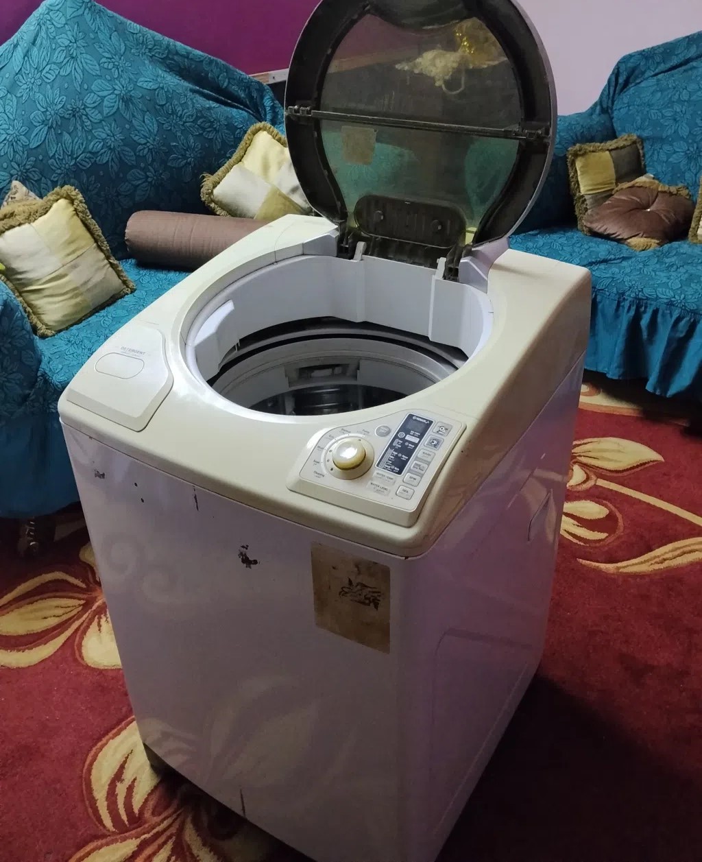 غسالة دايو بحالة ممتازة شغال للبيع في الجيزه