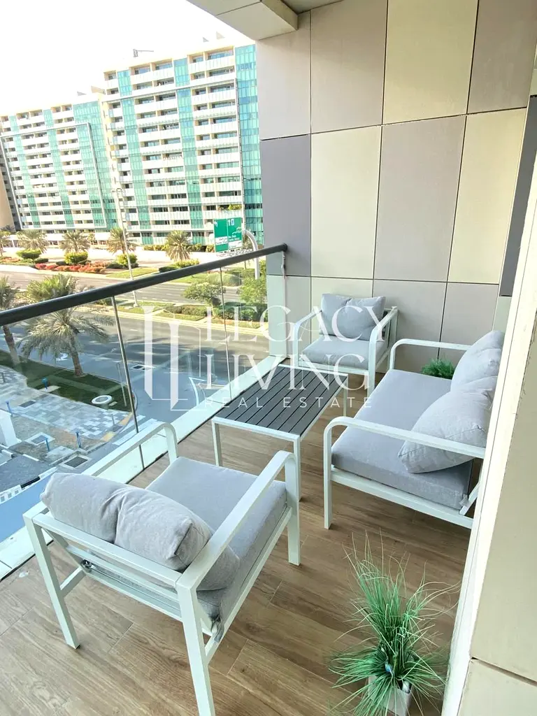 Fully Furnished || Amazing View للبيع