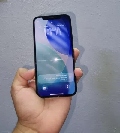 ايفون ⁦⁦12⁩⁩للبيع ممفتوح للبيع