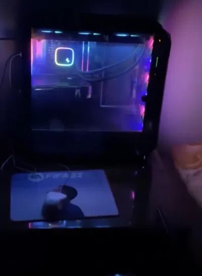 PC GAMING CASE للبيع