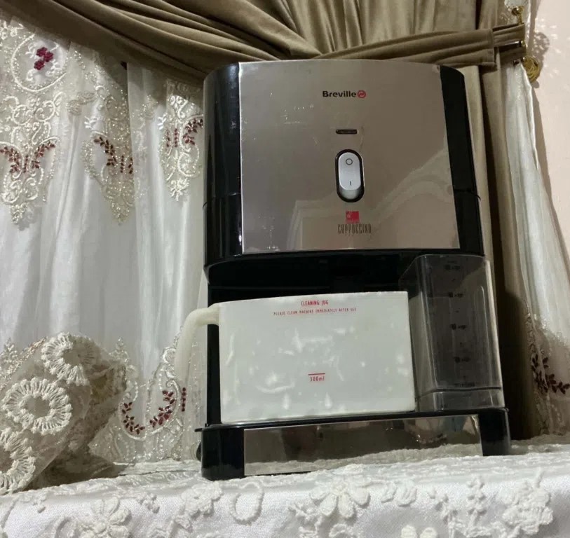 اله قهوه مستعملة بي حالة ممتازة للبيع في  الجيزة