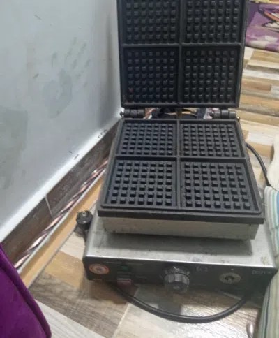 مكنه وفلز جيده استعمال بسيط  للبيع في القليوبية