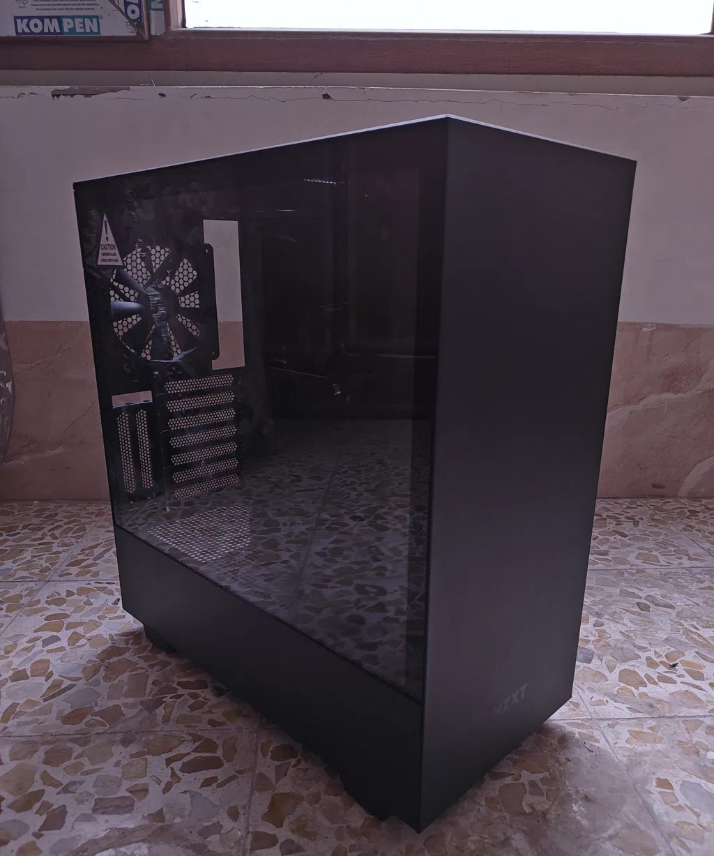 NZXT H510 + 2 FAN للبيع